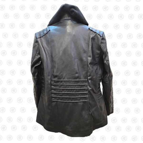 xr:d:DAFKcF82ic4:5,j:33794678909,t:22082616 Giacca da motociclista in pelle nera con cappuccio firmata
