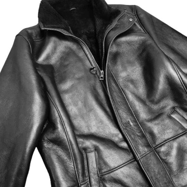 Ralph-black-shearling-long-coat-for-men-front-600x600-1.webp Cappotto lungo in pelle di pecora nera di Ralph per uomo