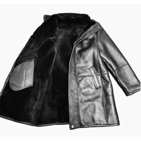 Ralph-black-shearling-long-coat-for-men-inner-600x600-1.webp Cappotto lungo in pelle di pecora nera di Ralph per uomo